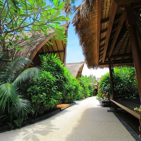 Pantai Karang Hotel Gili Trawangan Exterior photo