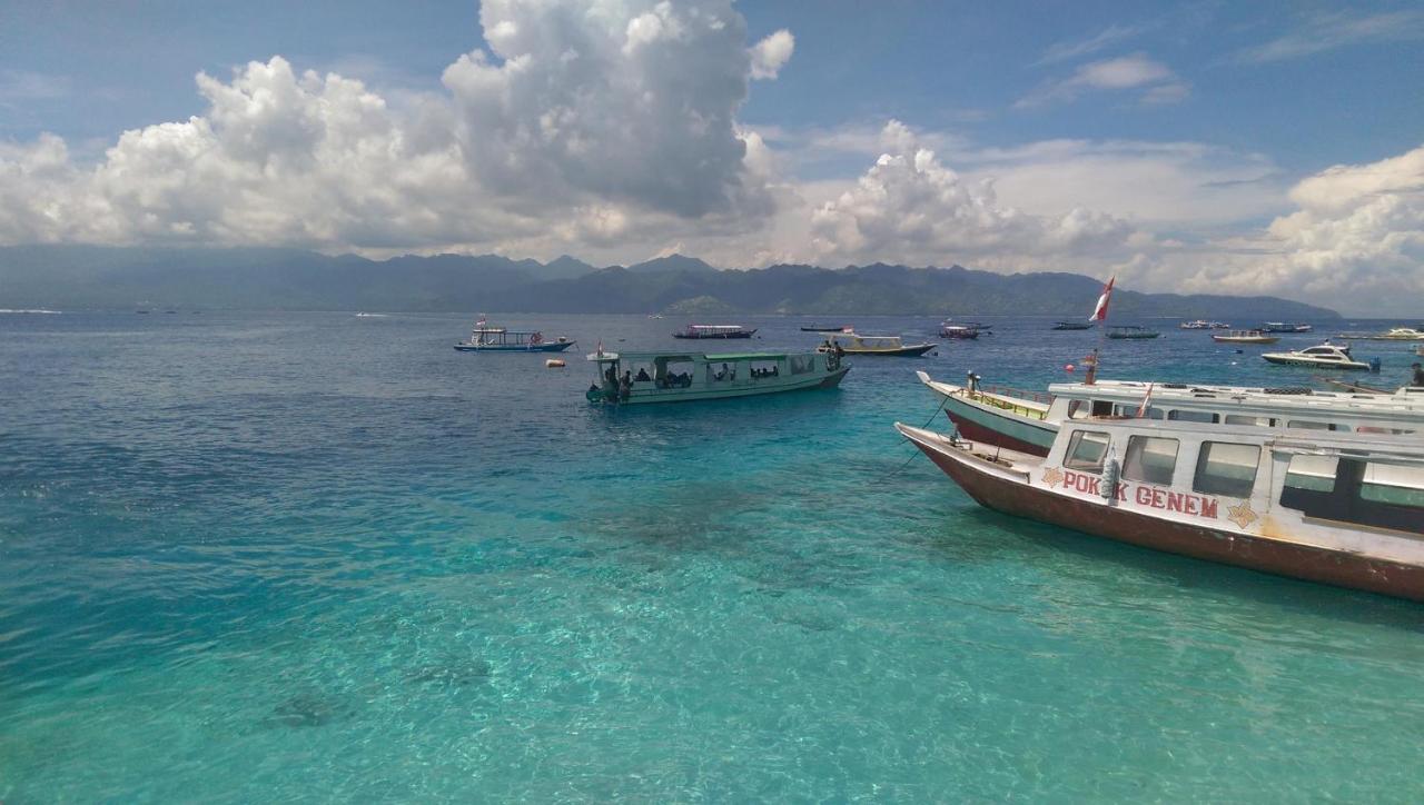 Pantai Karang Hotel Gili Trawangan Exterior photo
